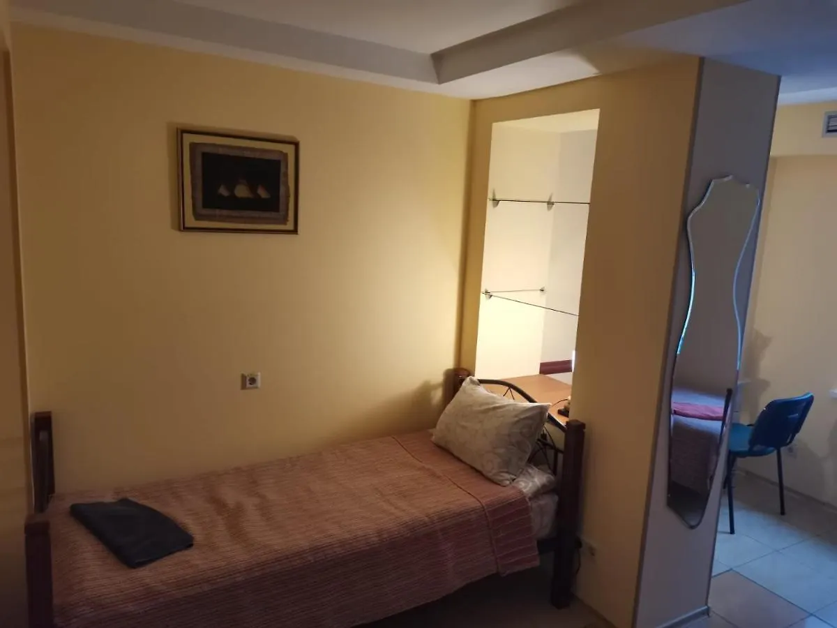 Westend Hostel Kyiv kontakter